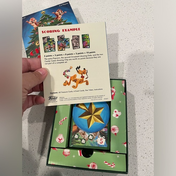 Funko Chip 'n Dale Christmas Treasures Card Game - Picture 3 of 3